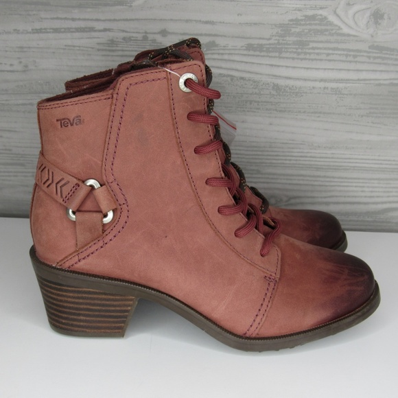 teva foxy lace up boot